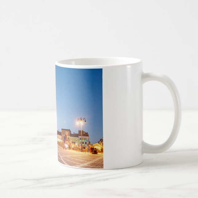 Taza De Café Der Marktplatz von Brasov in Rumänien (Derecha)