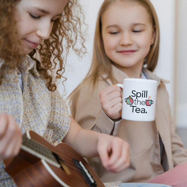 Taza De Café Derrame el té gracioso café Mug (Spill the Tea Funny Coffee Mug)