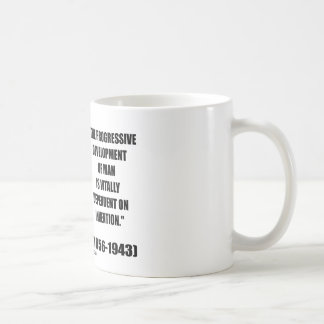 Taza De Café Desarrollo progresivo de Nikola Tesla de la cita