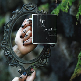 Taza De Café Descanse en paz los 20 años, 30 en blanco y negro