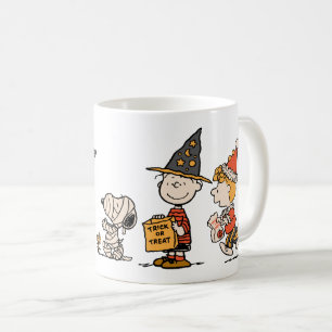 Taza De Café Desfile Feliz Halloween de la Pandilla de Peanuts