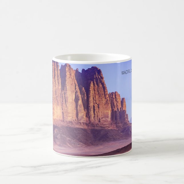 Taza De Café Desierto de Wadi Rum en Jordania, feriado (Centro)