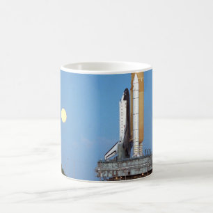 Taza De Café Despliegue en la rampa de lanzamiento del transbor