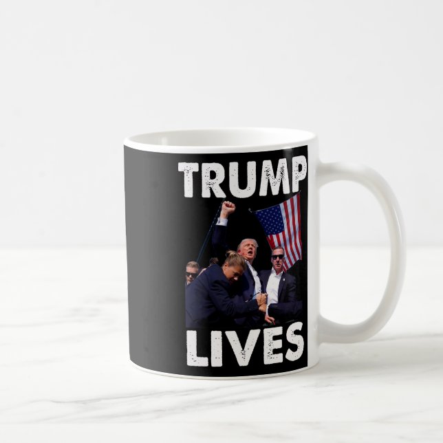 Taza De Café Destitución en vivo de Donald Trump - Nunca rendir (Derecha)