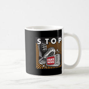 Taza De Café Detener Noticias Falsas - Cerrar El Pegatina De Te