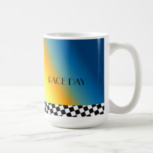 Taza De Café Día de Carrera con Borde a Cuadros Negro y Blanco