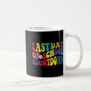 Taza De Café Día De La Cuenta Regresiva Escolar Para El Verano