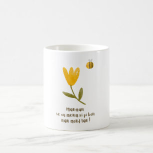 Taza De Café Día de la Madre Haitiana: Flor acuarela y abeja