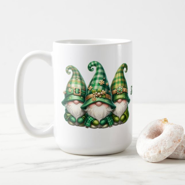 Taza De Café Día de San Patricio personalizable (Con donut)
