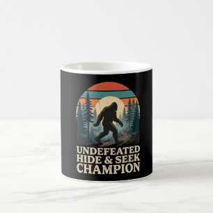Taza De Café Día de senderismo en la montaña Bigfoot vintage