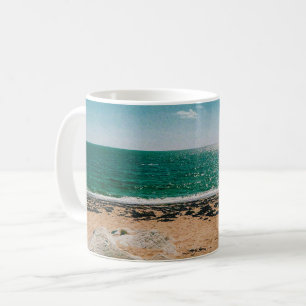 Taza De Café Día de verano en la playa en el archipiélago sueco