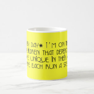 Taza De Café Día del asistente del autobús por día