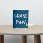 Taza De Café Día del Padre del Abuelo del Abuelo del Gran Paw<br><div class="desc">Este diseño se creó a través del arte digital. Puede ser personalizado en el área de proporcionar o personalizar eligiendo la opción de pulsar para personalizar y cambiando el nombre, las iniciales o las palabras. También puede cambiar el color y estilo del texto o eliminar el texto para un diseño...</div>
