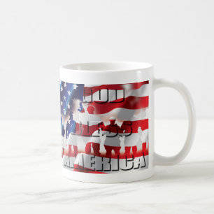 Taza De Café Dios Bendiga a América Soldados y la Bandera Patri