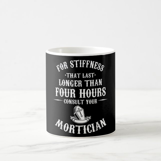 Taza De Café Director de funerales mortuarios del embalsamador  (Centro)
