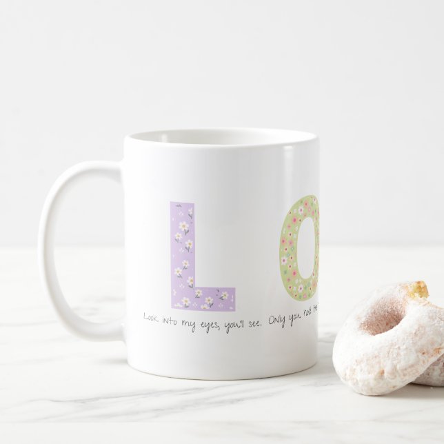 Taza De Café Diseño Acróstico Inicial de Floral Romántico AMOR (Con donut)