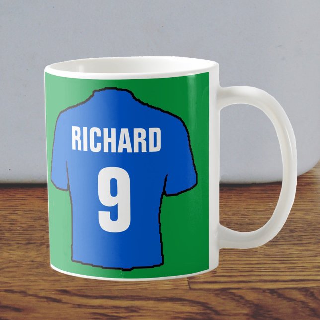Taza De Café Diseño de camisas de fútbol en azul. (Subido por el creador)