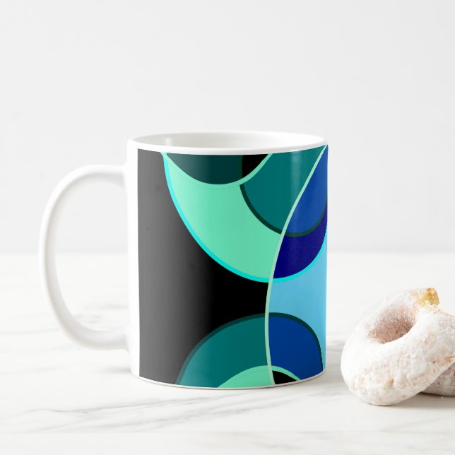 Taza De Café Diseño de círculos de intersección azul y verde (Con donut)