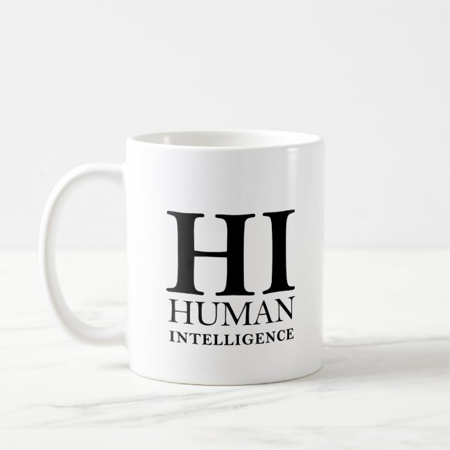 Taza De Café Diseño de concepto tipográfico humano vs AI (Izquierda)