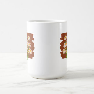 Taza De Café Diseño floral rústico sobre fondo marrón