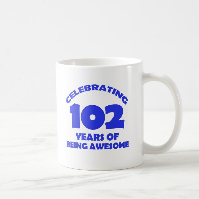 Taza De Café diseños del cumpleaños de 102 años (Derecha)