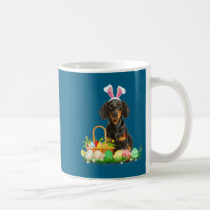 Taza De Café Disfraz de Pascua de dachshund lindo conejito huev