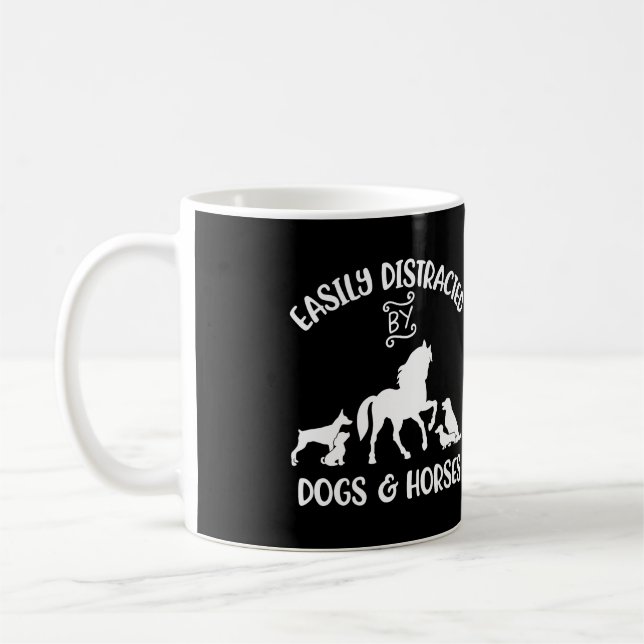 Taza De Café Distraída Fácilmente Por Perros Y Caballos Mujeres (Izquierda)