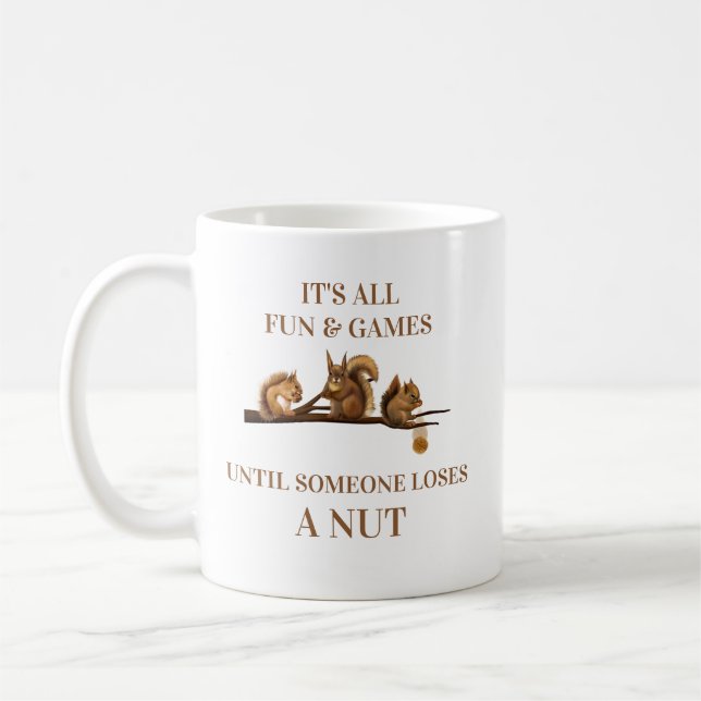 Taza De Café Divertida ardilla todo diversión y juegos hasta (Izquierda)