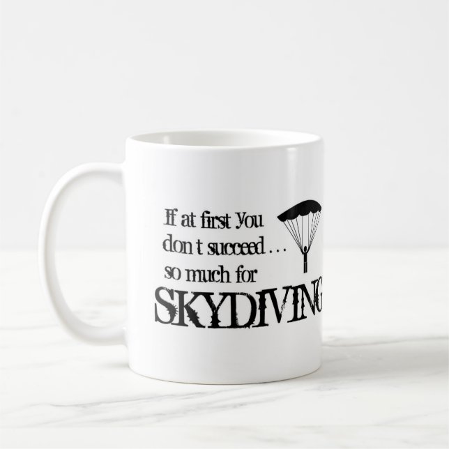 Taza de café divertida de Skydiving (Izquierda)