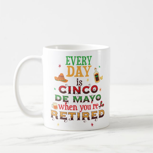 Taza de café divertida del retiro de Cinco De Mayo (Izquierda)
