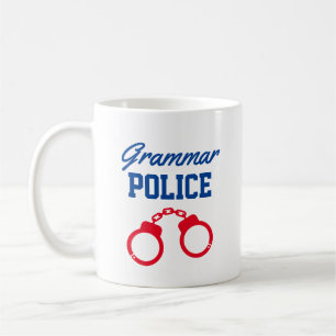 Taza de café divertida policía de gramática para m