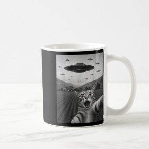 Taza De Café Divertida Selfie De Gato Sorprendido Con Gato Alie