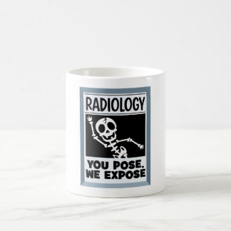 Taza De Café Divertido "Pun" de la Radiología Exponemos El Café
