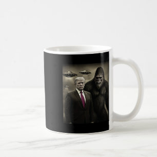 Taza De Café Divertido Trump Bigfoot Ovni Encuentro Alien Consp