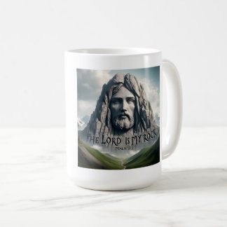 Taza De Café Divina presencia entre las montañas