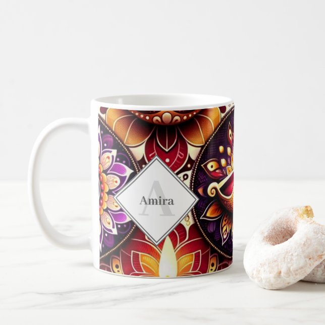 Taza De Café Diwali rojo y púrpura personalizados y rangoli (Con donut)