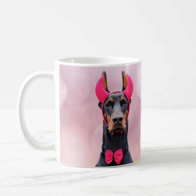 Taza De Café Doberman en disfraz del diablo (Izquierda)