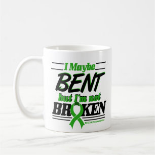 Taza de café doblada pero no quebrada de la