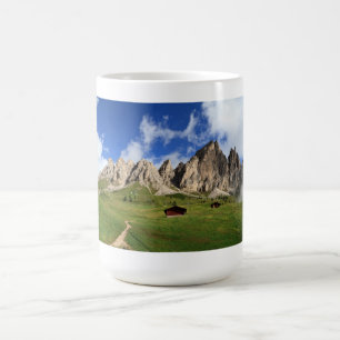 Taza De Café Dolomías del círculo - paso de Gardena