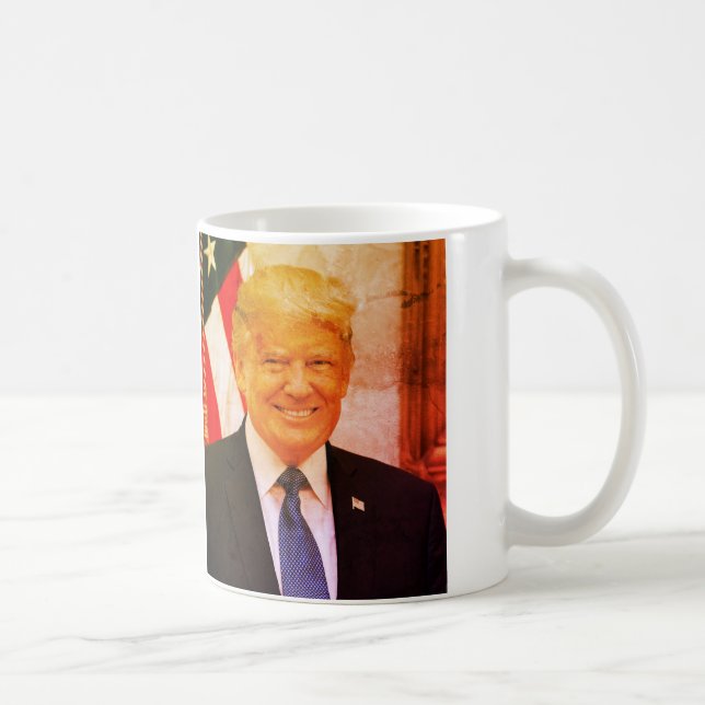 Taza De Café Donald J. Trump, 45° presidente de Estados Unidos (Derecha)