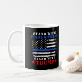 Taza De Café Donald Trump 2024 se enfrenta a oficiales de polic