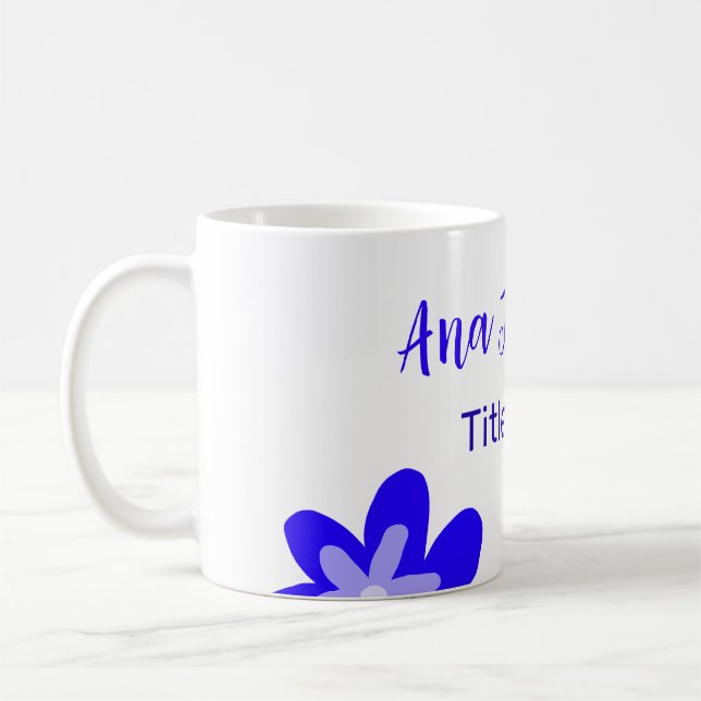 Taza De Café Doodle de flores azules titulo año 20XX profesión (Izquierda)