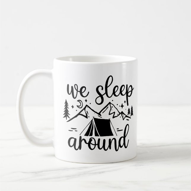 Taza De Café Dormimos alrededor de lo gracioso (Izquierda)