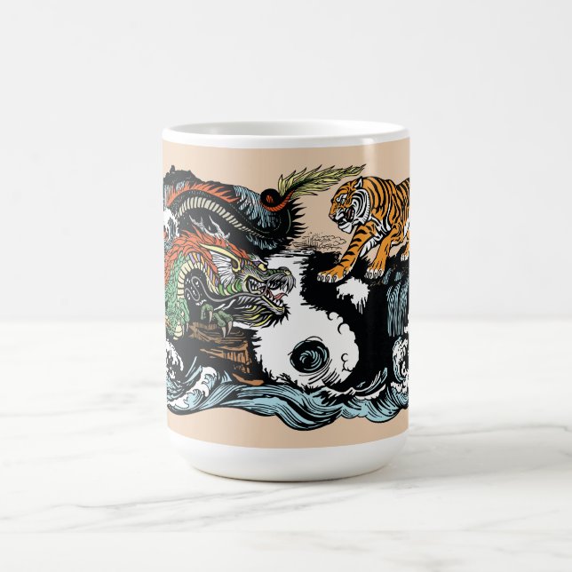 Taza De Café Dragón chino versus tazón de café tigre (Centro)