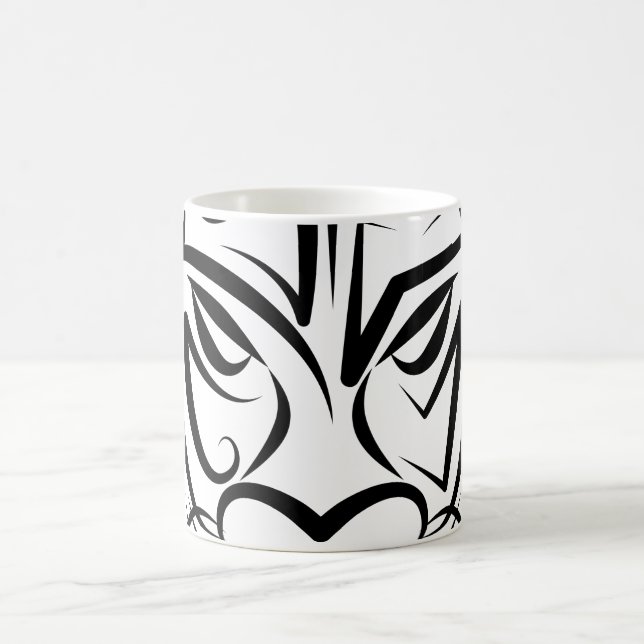 Taza De Café Dragón tribal blanco y negro (Centro)