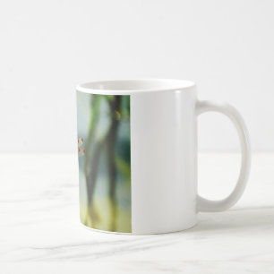 Taza De Café Dragonfly rojo y negro visto