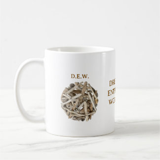 TAZA DE CAFÉ DRIFTWOOD ENTHUSIASTS WORLDWIDE. D.E.W. MUG