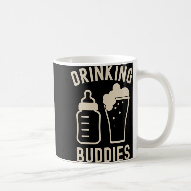 Taza De Café Drinking Buddies Dad Grandpa New Baby Beer And Bot (Derecha)