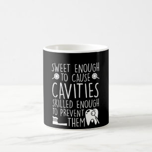 Taza De Café Dulce del ayudante de dentista bastantes cavidades