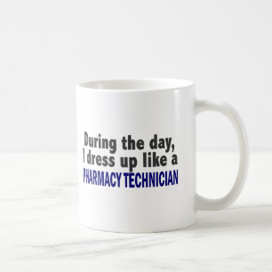 Taza De Café Durante el día me visto para arriba como técnico